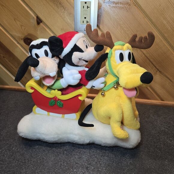 Vintage Gemmy Animated Disney Mickey Goofy Pluto Music‎ Christmas Sleigh WORKS - Picture 1 of 11